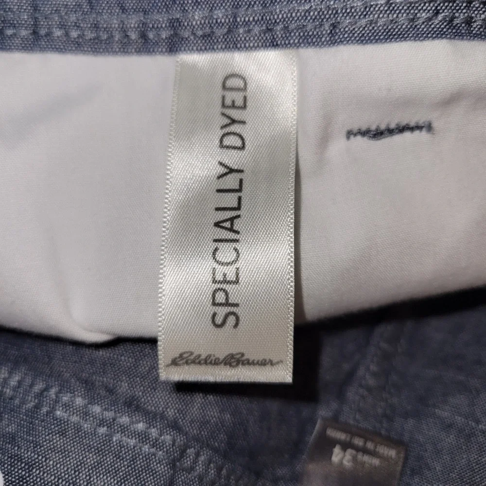 Eddie Bauer Mens Blue Chambray Chino‎ Shorts SZ 34 Specially Dyed Casual Outdoor